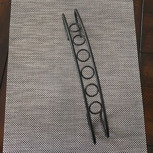 Black wine cork holder